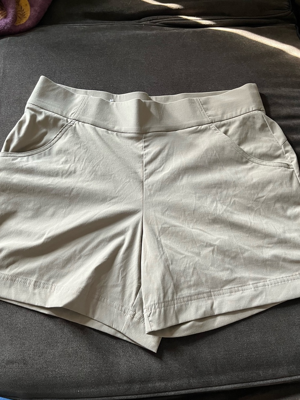 Women’s Casual Elastic-Waist Light Beige Columbia Shorts